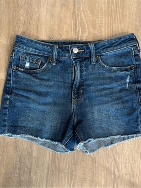 Old Navy High Waisted OG Straight Jean Shorts Women’s 6 Blue Distressed Raw Hem